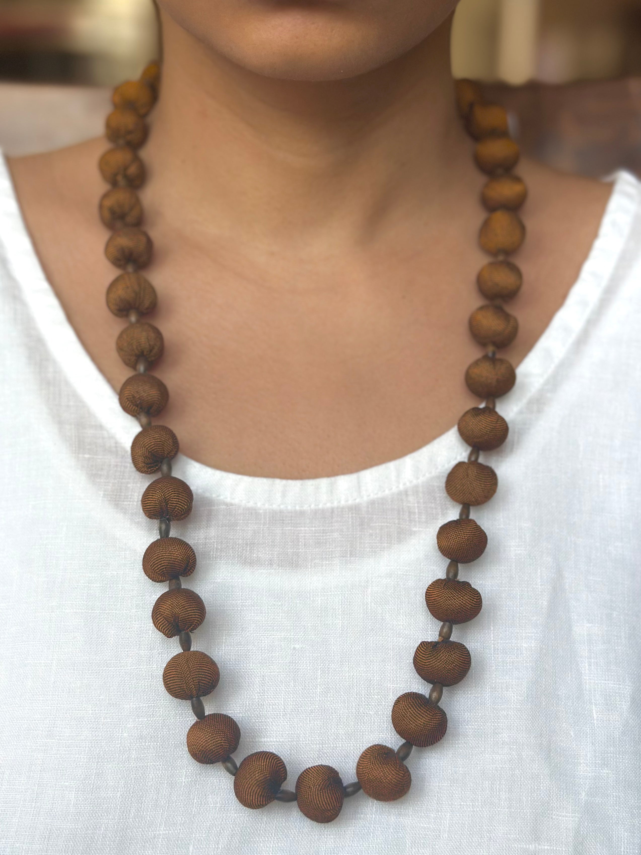 Handloom Necklace in Chocolate